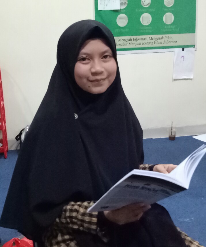 Pengalaman Presentasi Peserta Duta Literasi FUAD IAIN Pontianak
