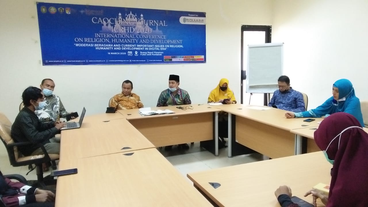 Torehan Emas, Dekan FUAD IAIN Pontianak Umumkan Juara Lomba Esai Rumah Literasi